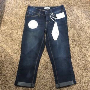 Ymi size 7 crop jeans NWT